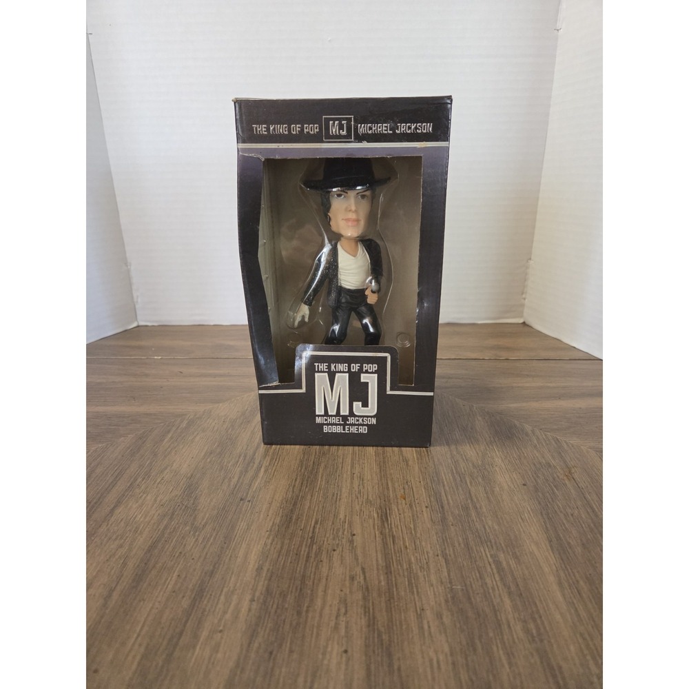 2009 Bravado "The King of Pop" MJ Michael Jackson bobblehead